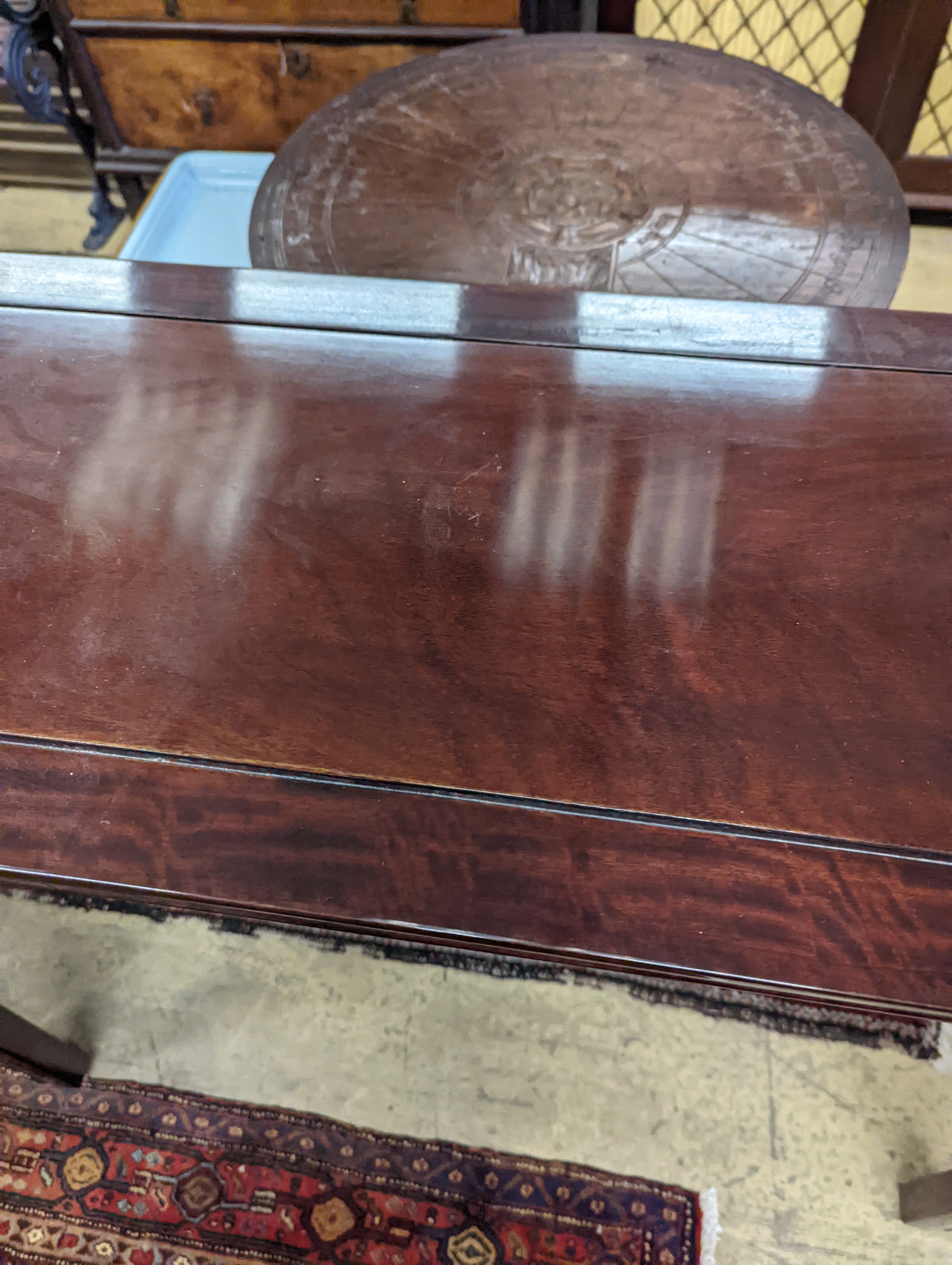 A Chinese hardwood altar table, width 121cm, depth 38cm, height 86cm